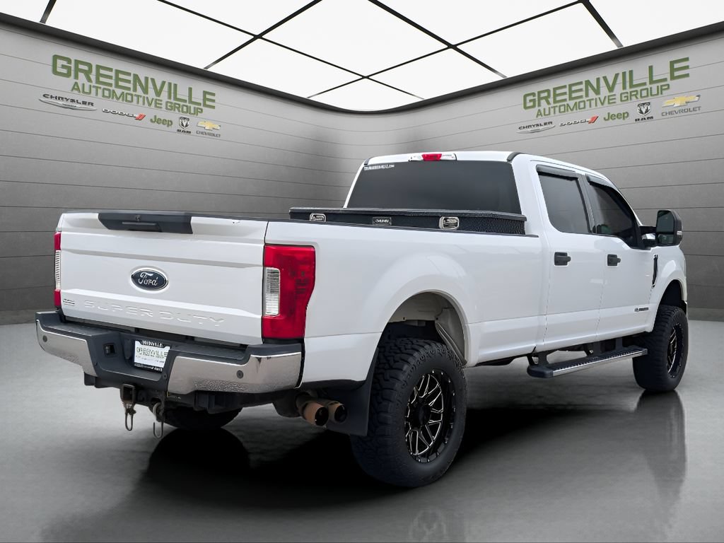 Used 2017 Ford F350 XLT w/ XLT Value Package AWD/4WD image 6