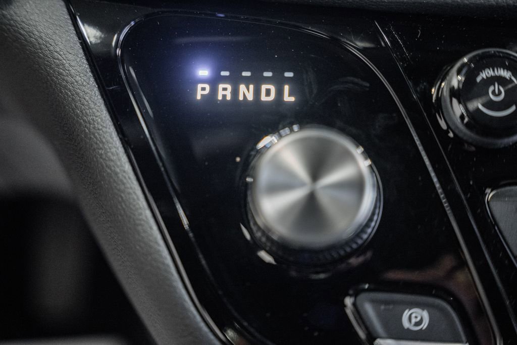 New 2026 Chrysler Pacifica Select image 21