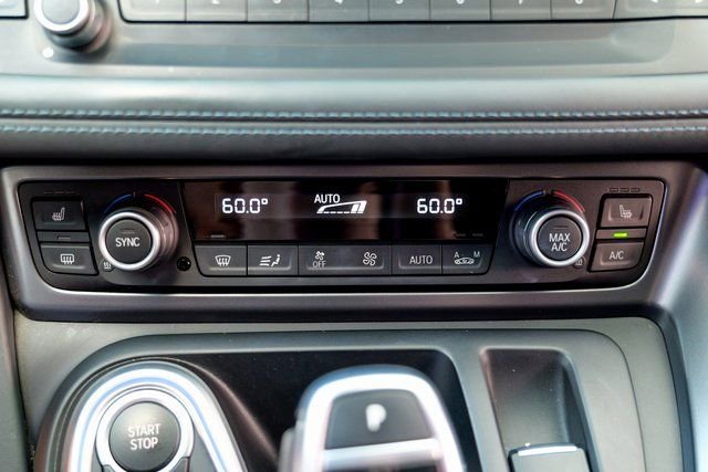 Used 2016 BMW i8 image 34