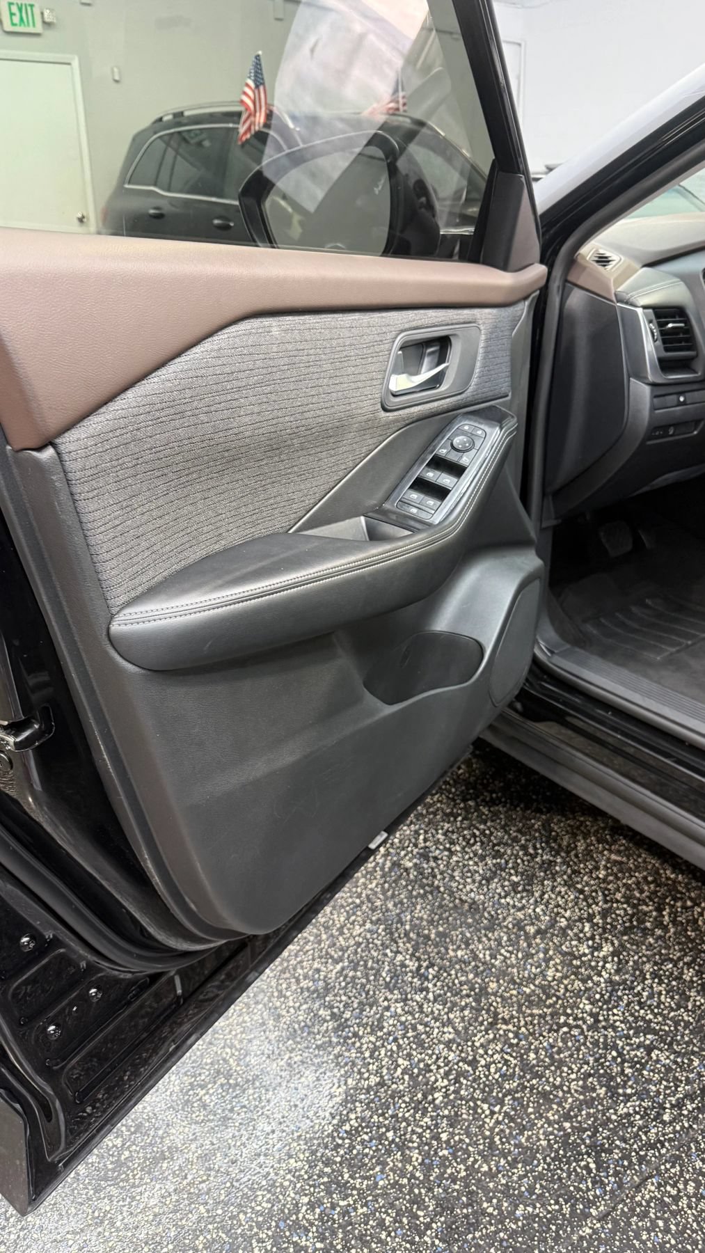 Used 2023 Nissan Rogue SV AWD/4WD image 49