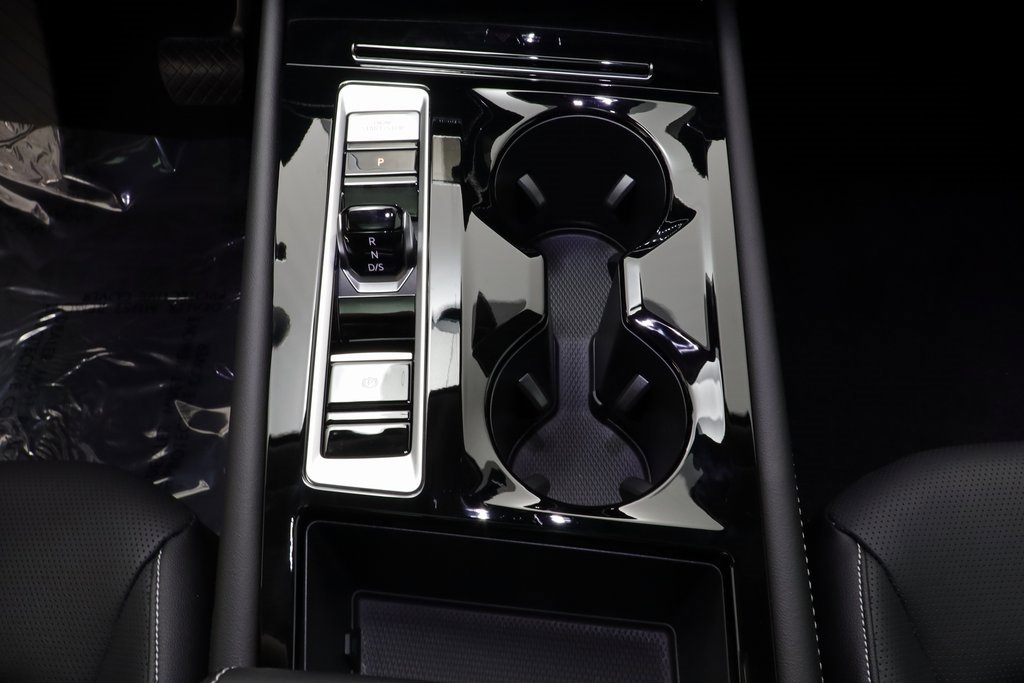 New 2026 Volkswagen Atlas SEL image 13