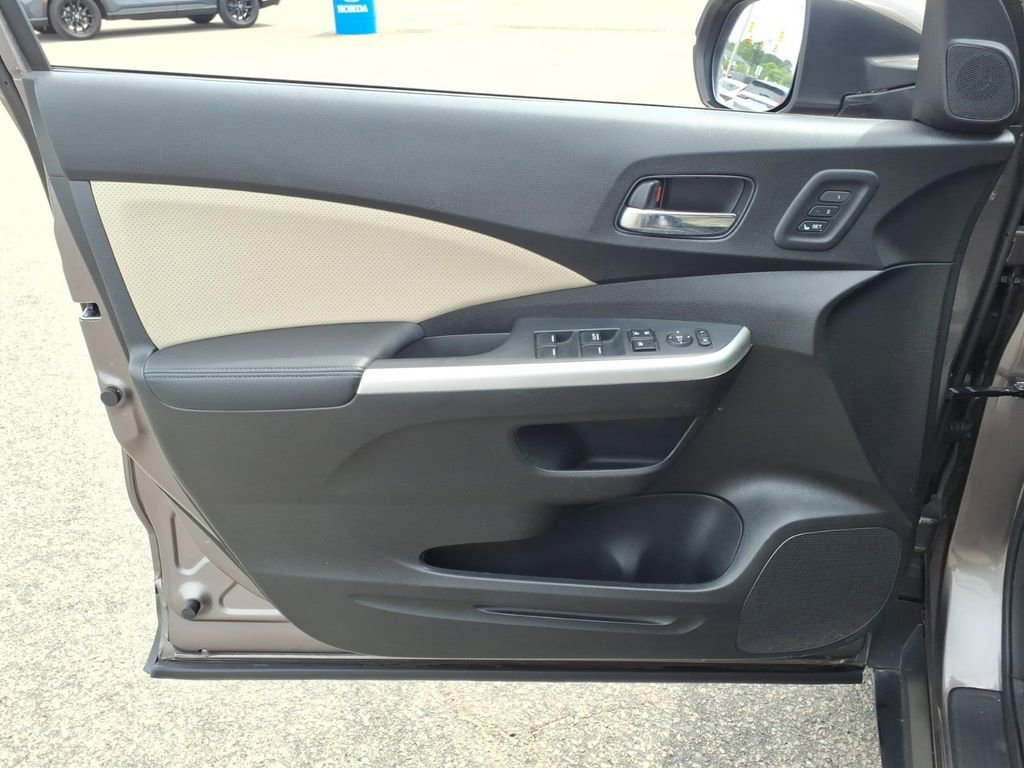 Used 2015 Honda CR-V Touring image 9
