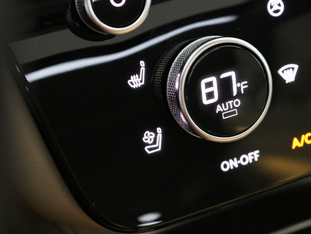 Certified 2025 INFINITI QX60 Sensory AWD/4WD image 61