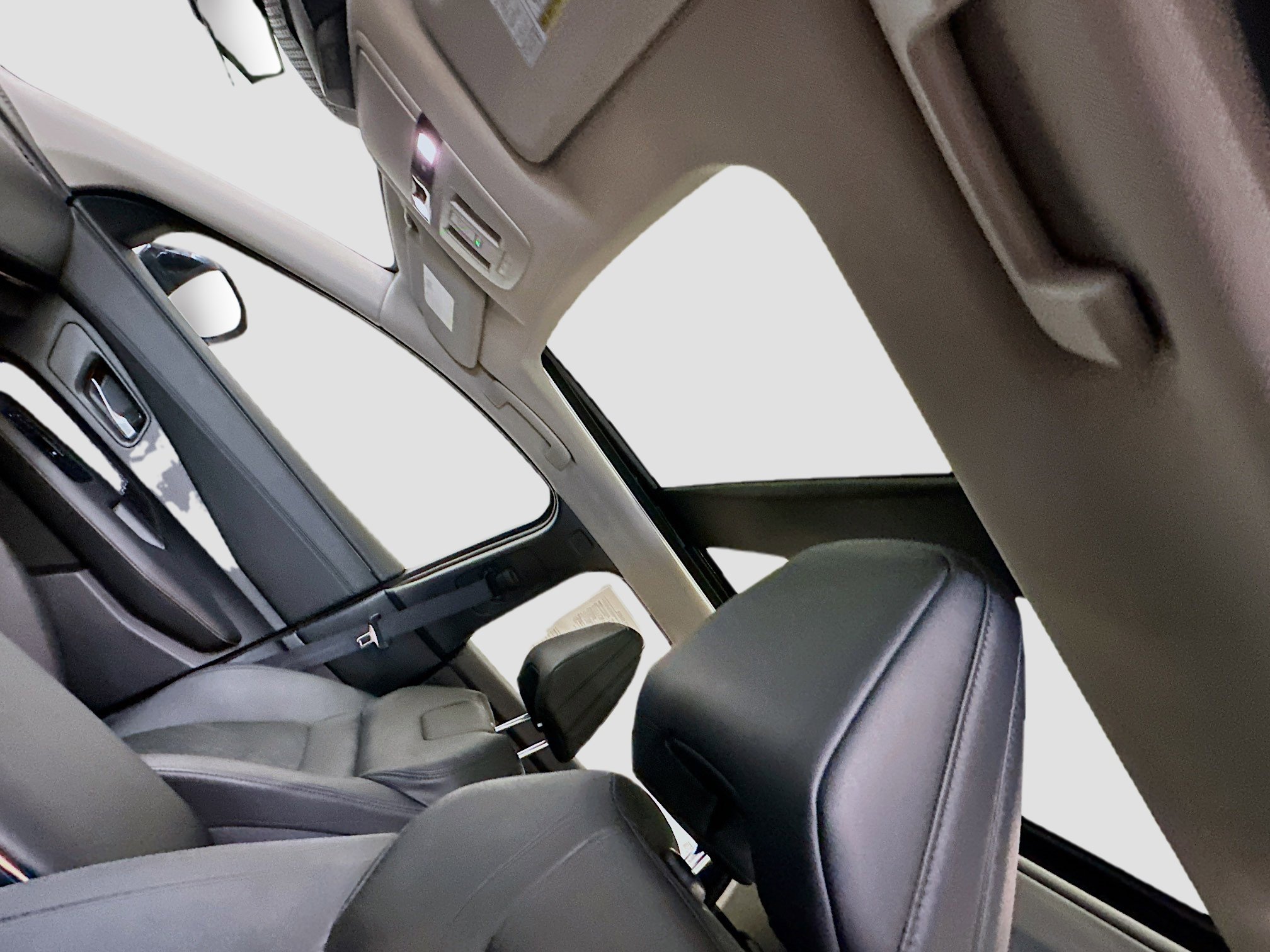 Used 2024 Nissan Ariya AWD image 27