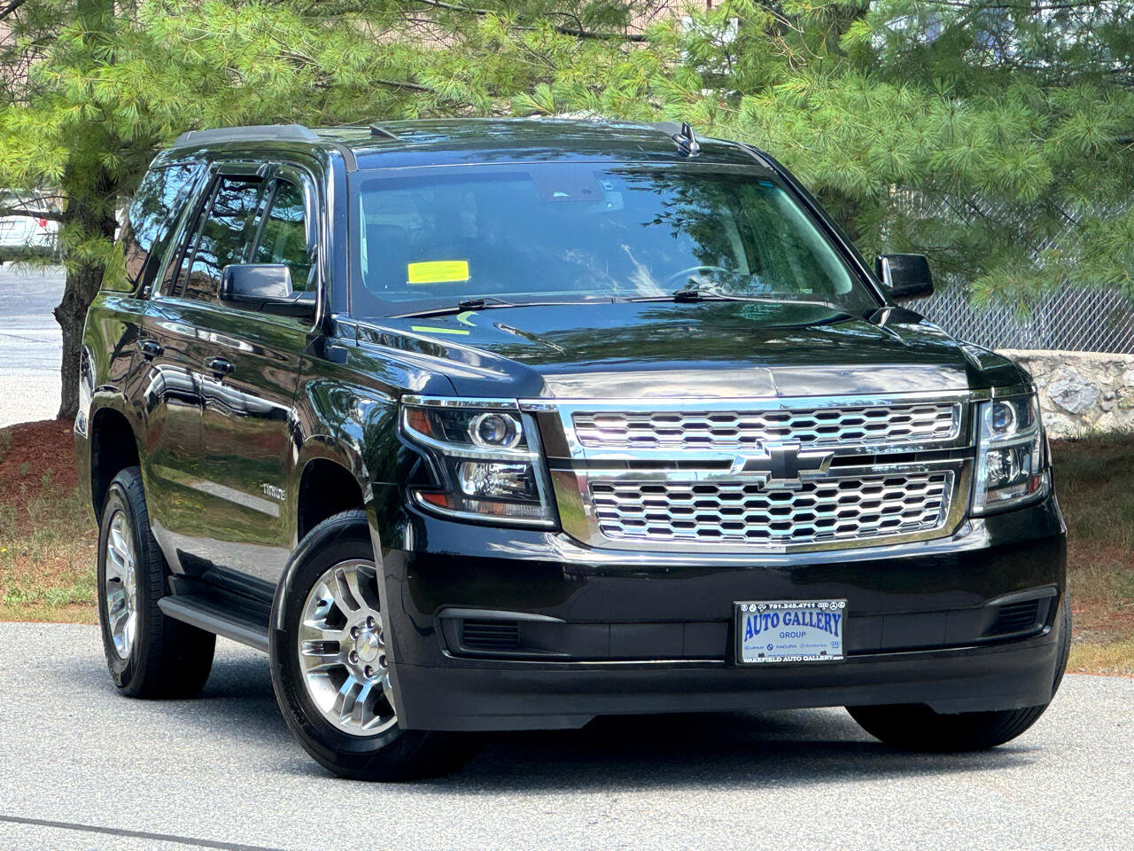 Used 2017 Chevrolet Tahoe LT image 1