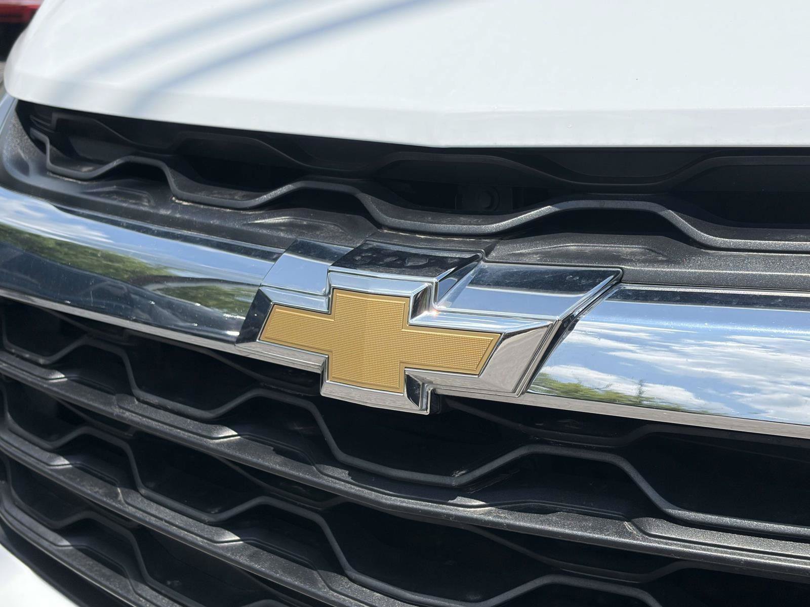 Used 2025 Chevrolet Blazer LT FWD image 27