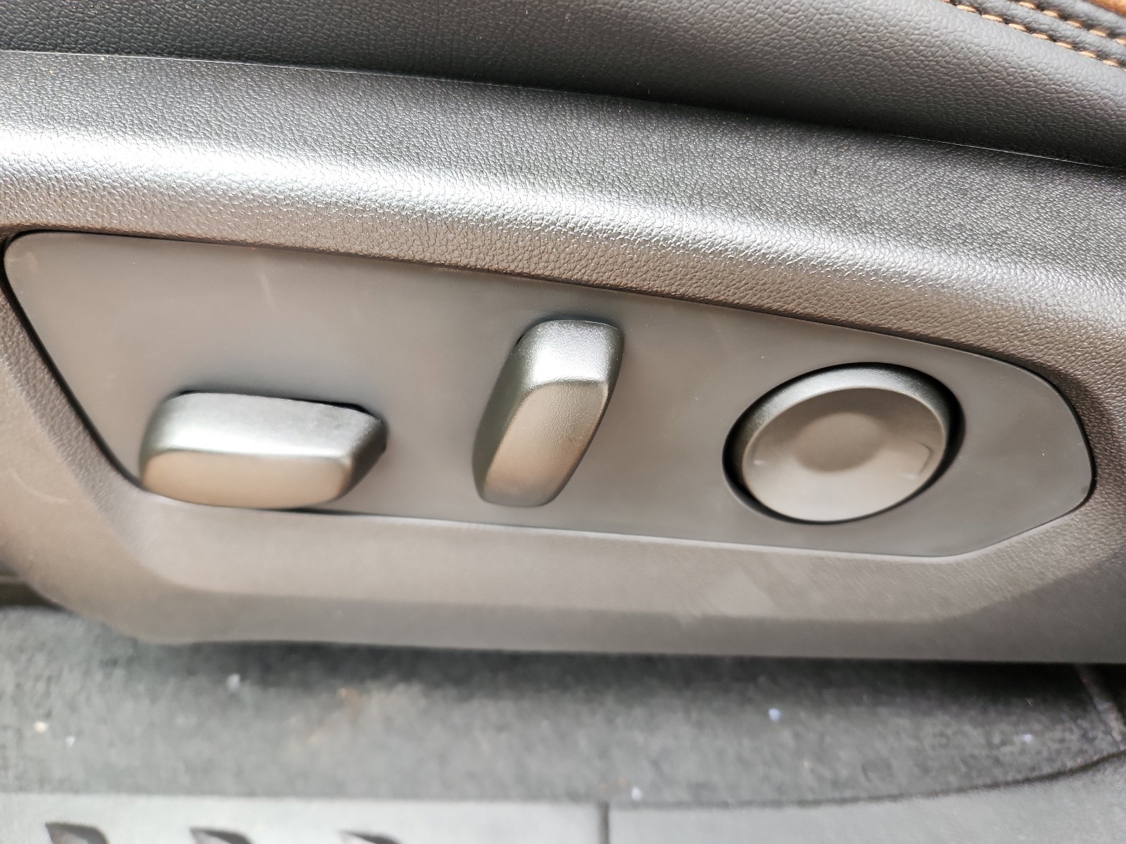 New 2026 GMC Canyon AT4 image 12