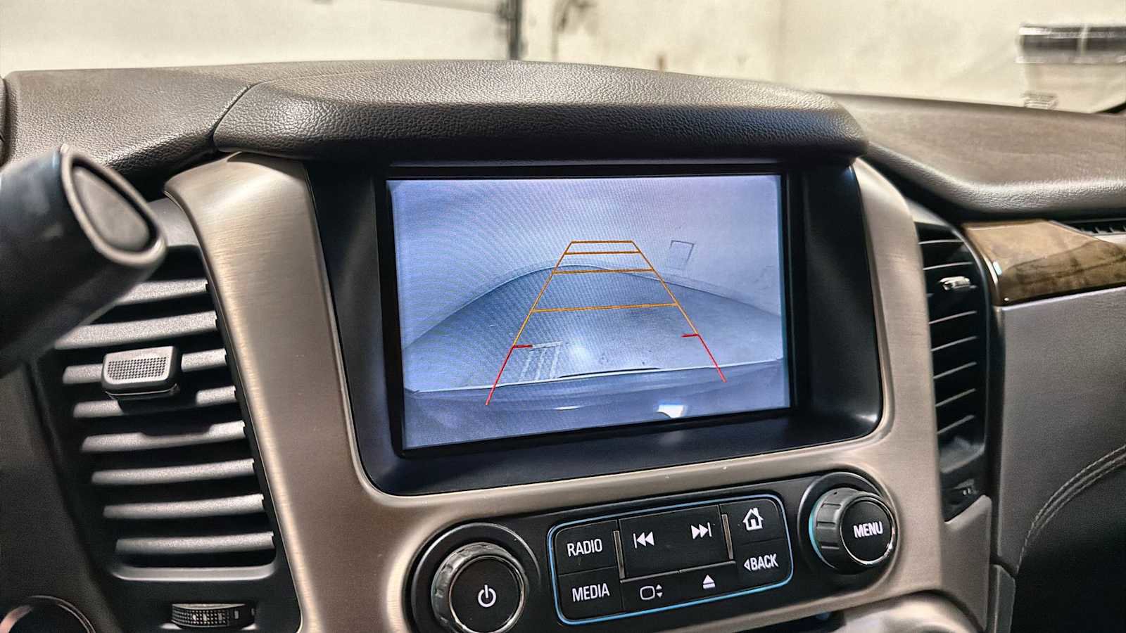 Used 2017 GMC Yukon Denali AWD/4WD image 19