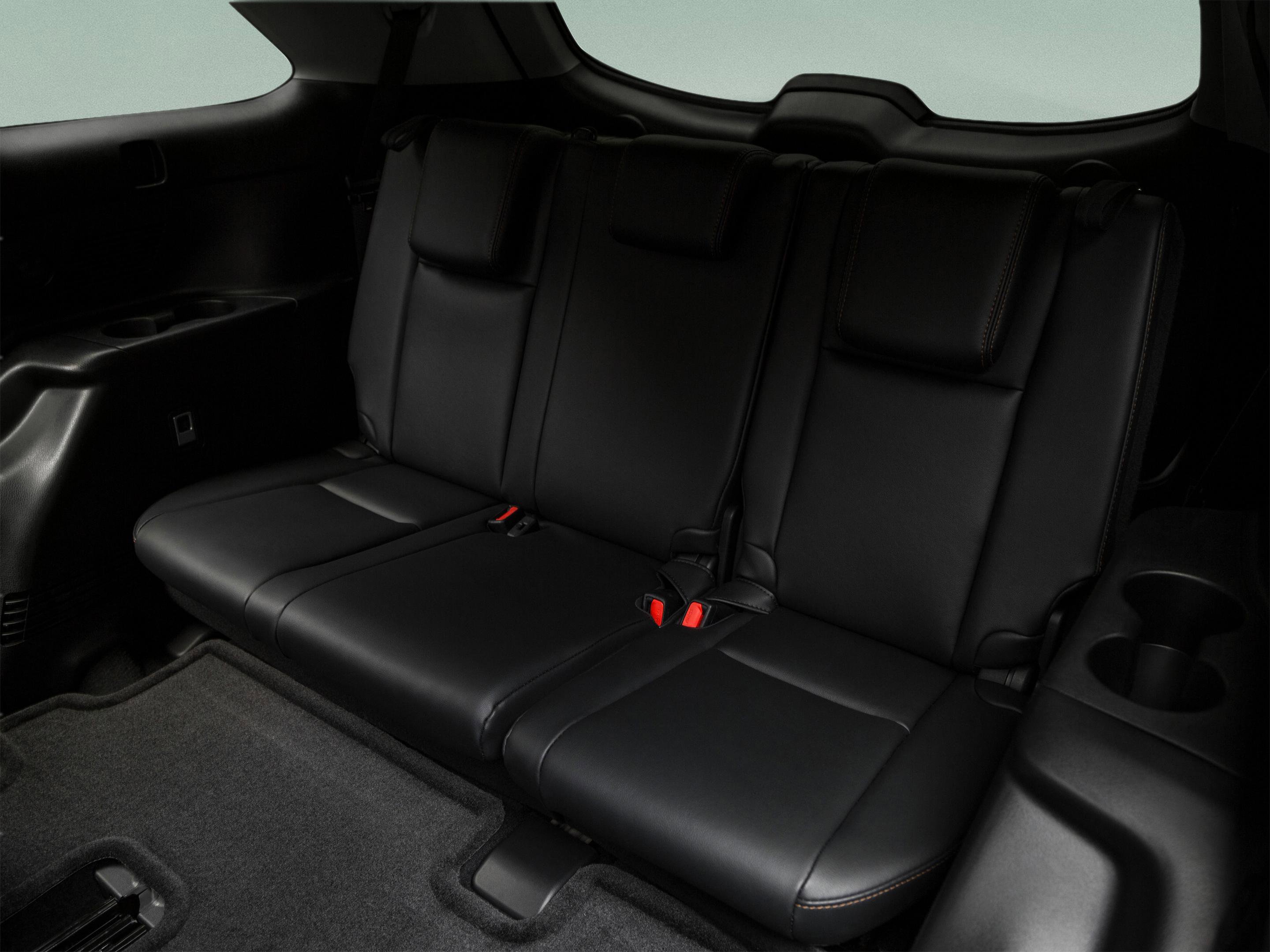 Used 2019 Toyota Highlander Limited Platinum FWD image 18