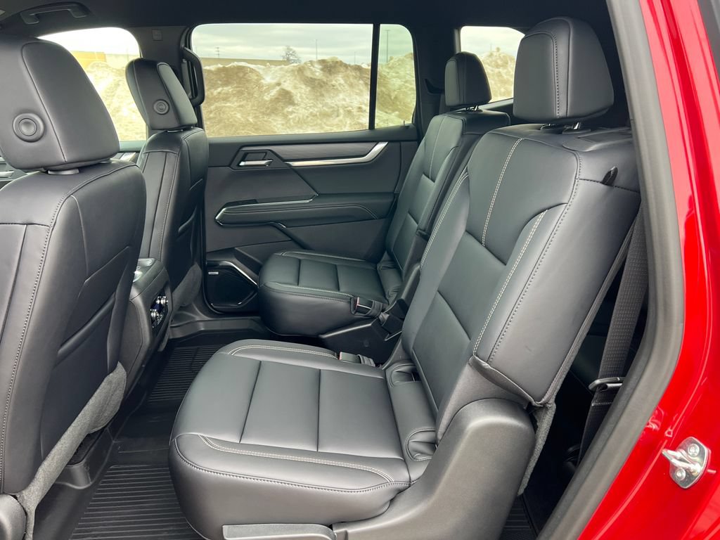 New 2026 GMC Acadia Elevation w/ Elevation Premium Package AWD/4WD image 4