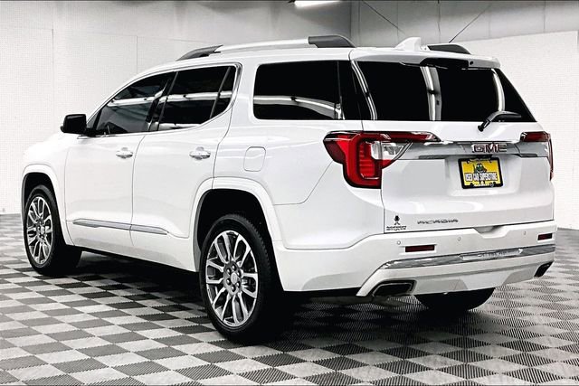 Used 2023 GMC Acadia Denali w/ Denali Ultimate Package FWD image 3
