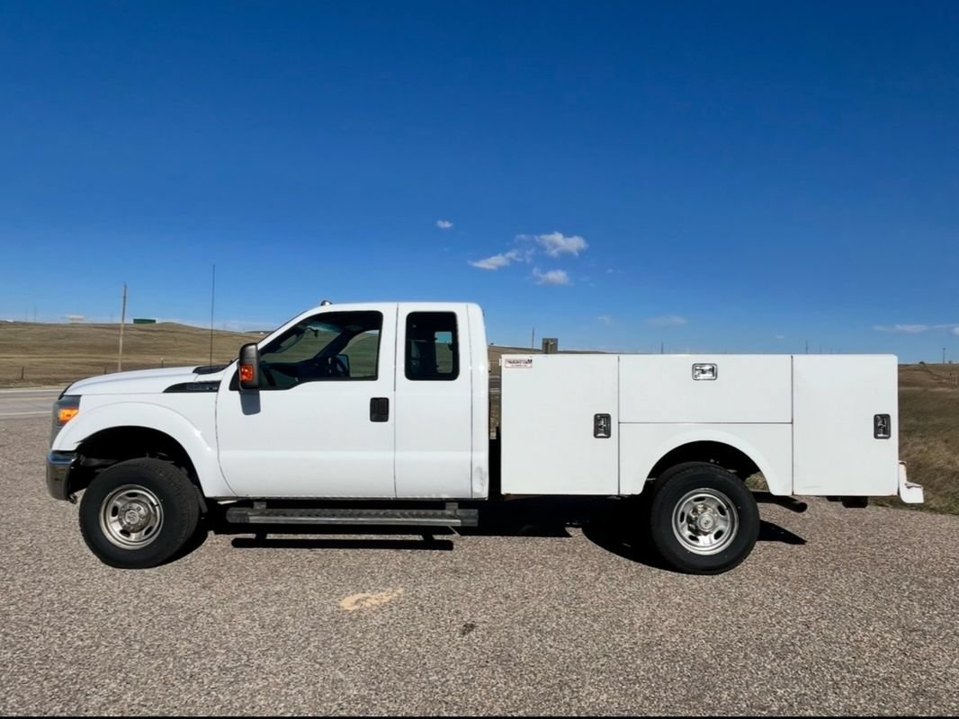 Used 2015 Ford F350 XL w/ Power Equipment Group AWD/4WD image 2