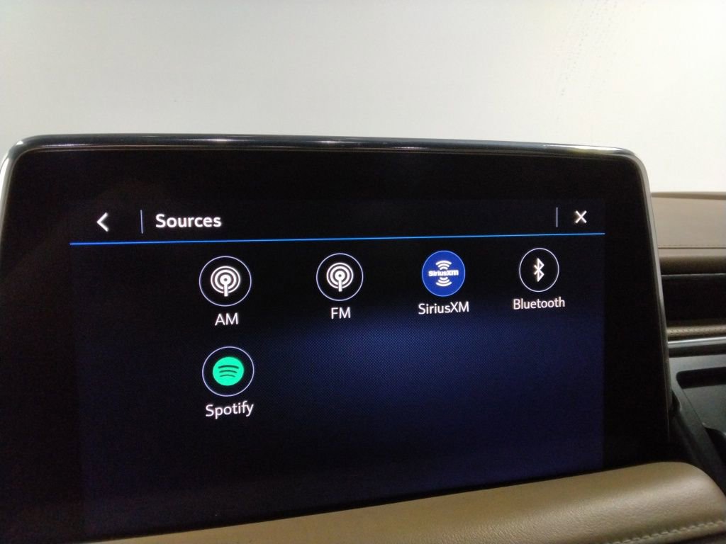 Used 2021 Chevrolet Tahoe Premier w/ Premium Package image 22