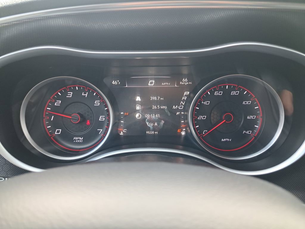 Used 2015 Dodge Charger SXT image 20