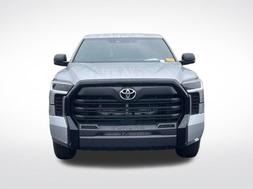 Used 2025 Toyota Tundra SR w/ SR Tow Package AWD/4WD video 2