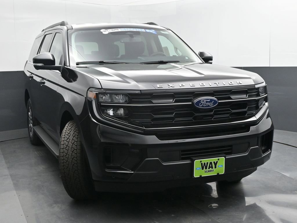 New 2026 Ford Expedition Active image 8
