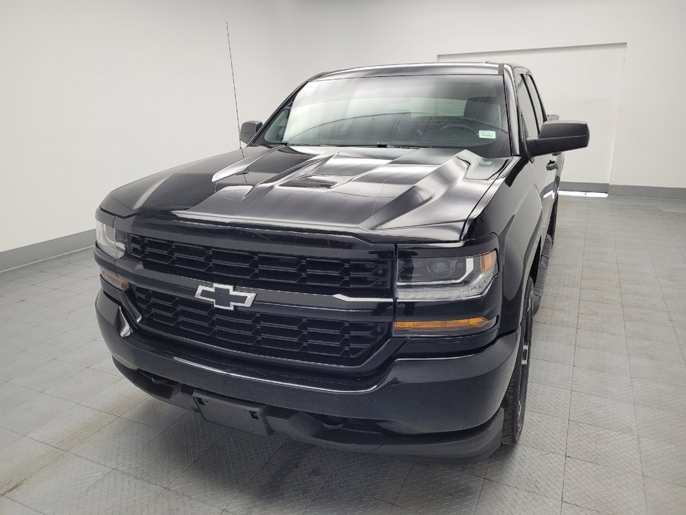 Used 2017 Chevrolet Silverado 1500 Custom w/ LPO, Black Pack image 15