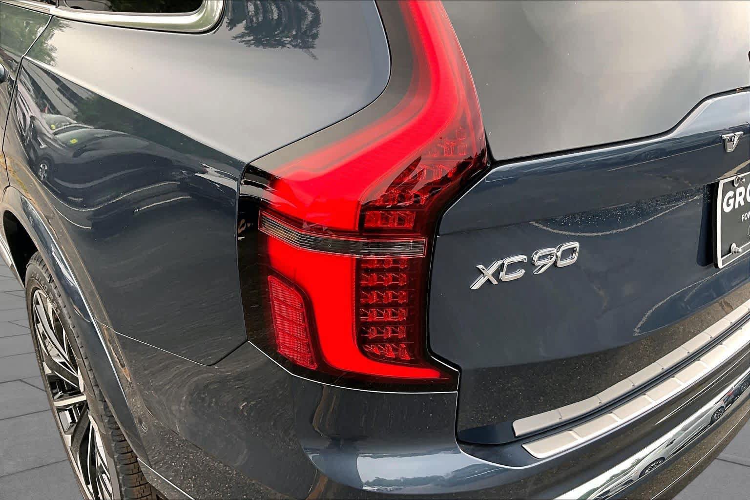 New 2026 Volvo XC90 T8 Ultra w/ Protection Package Premier AWD/4WD image 5