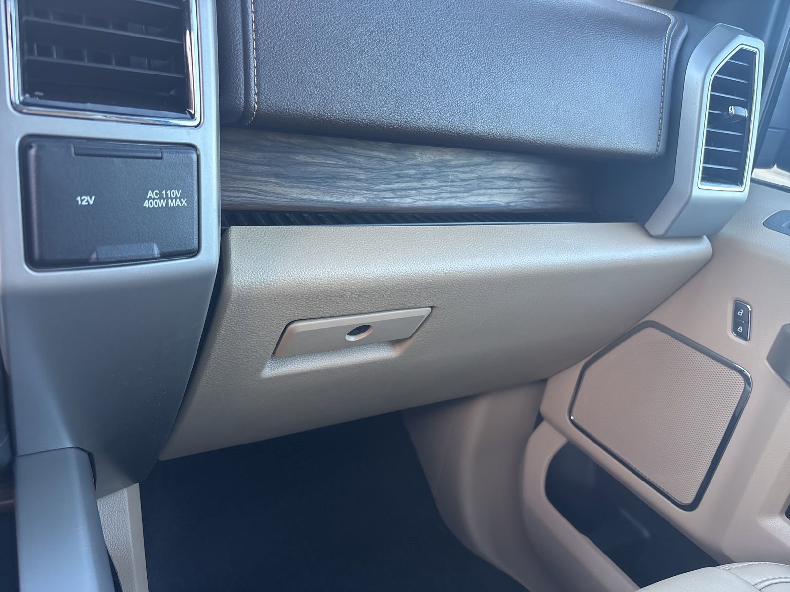 Used 2020 Ford F150 Lariat w/ Equipment Group 502A Luxury image 33