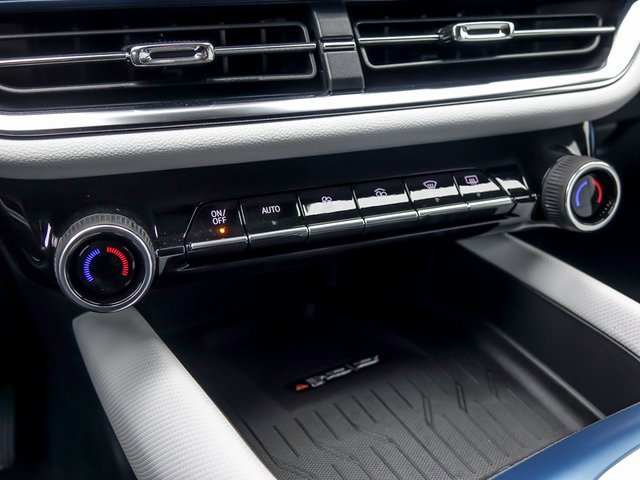 New 2026 Chevrolet Equinox EV LT image 26