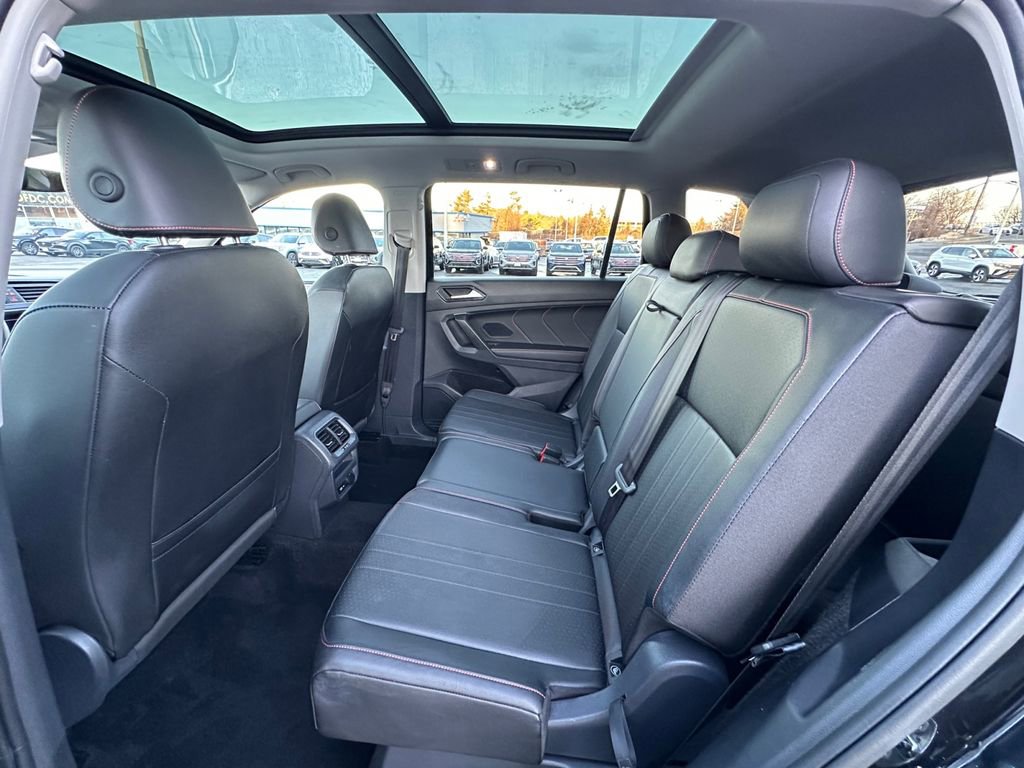 Used 2024 Volkswagen Tiguan Wolfsburg Edition image 20