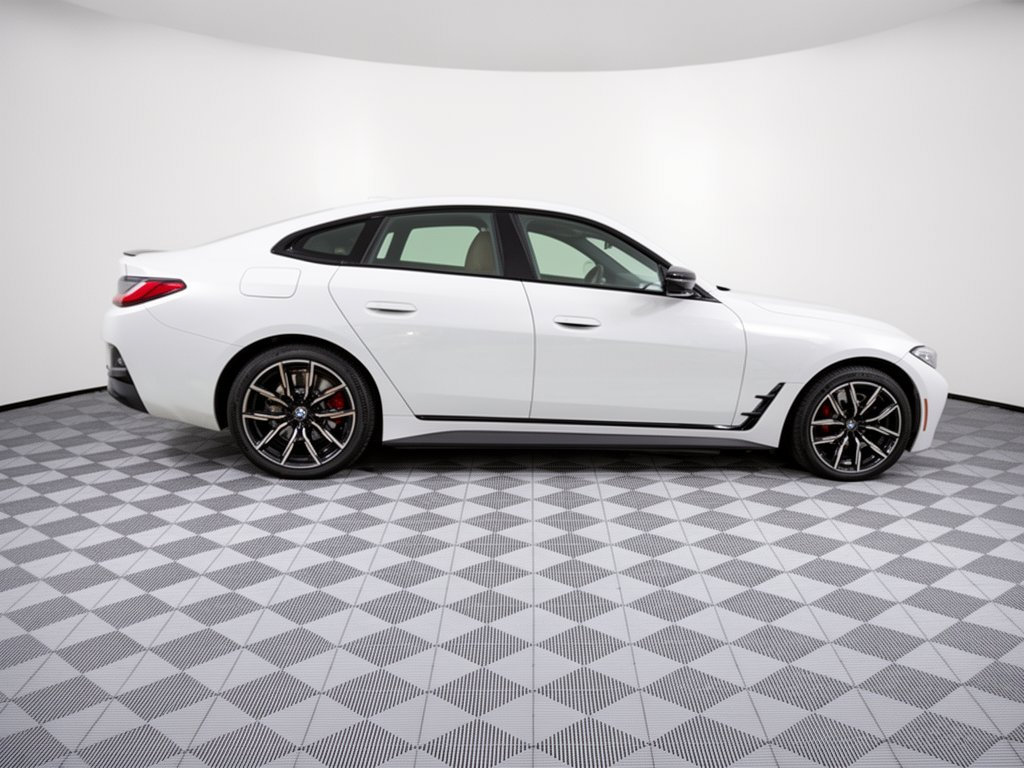 Used 2024 BMW i4 eDrive35 w/ M Sport Package RWD image 8