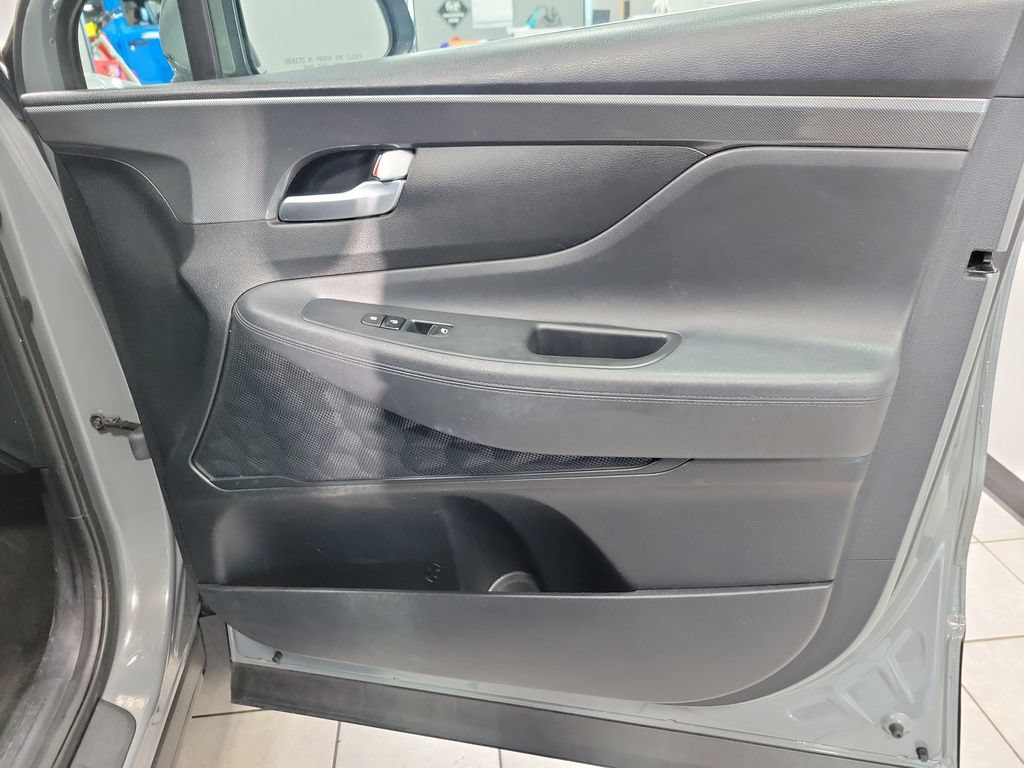 Used 2021 Hyundai Santa Fe SE AWD/4WD image 19