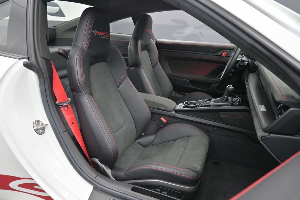 Certified 2024 Porsche 911 GT3 RS RWD image 28
