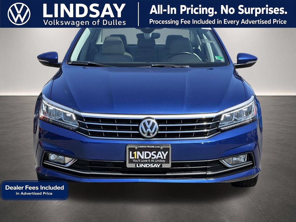 Used 2017 Volkswagen Passat 1.8T SEL Premium FWD image 3