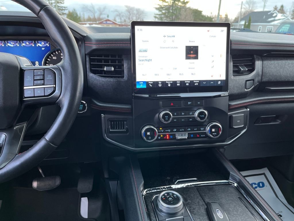 Used 2022 Ford Expedition Max Limited image 20