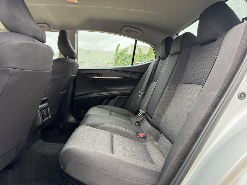 Used 2025 Toyota Camry LE FWD image 28