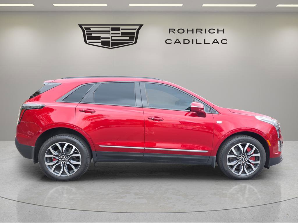 Certified 2025 Cadillac XT5 Sportv w/ Technology Package image 6