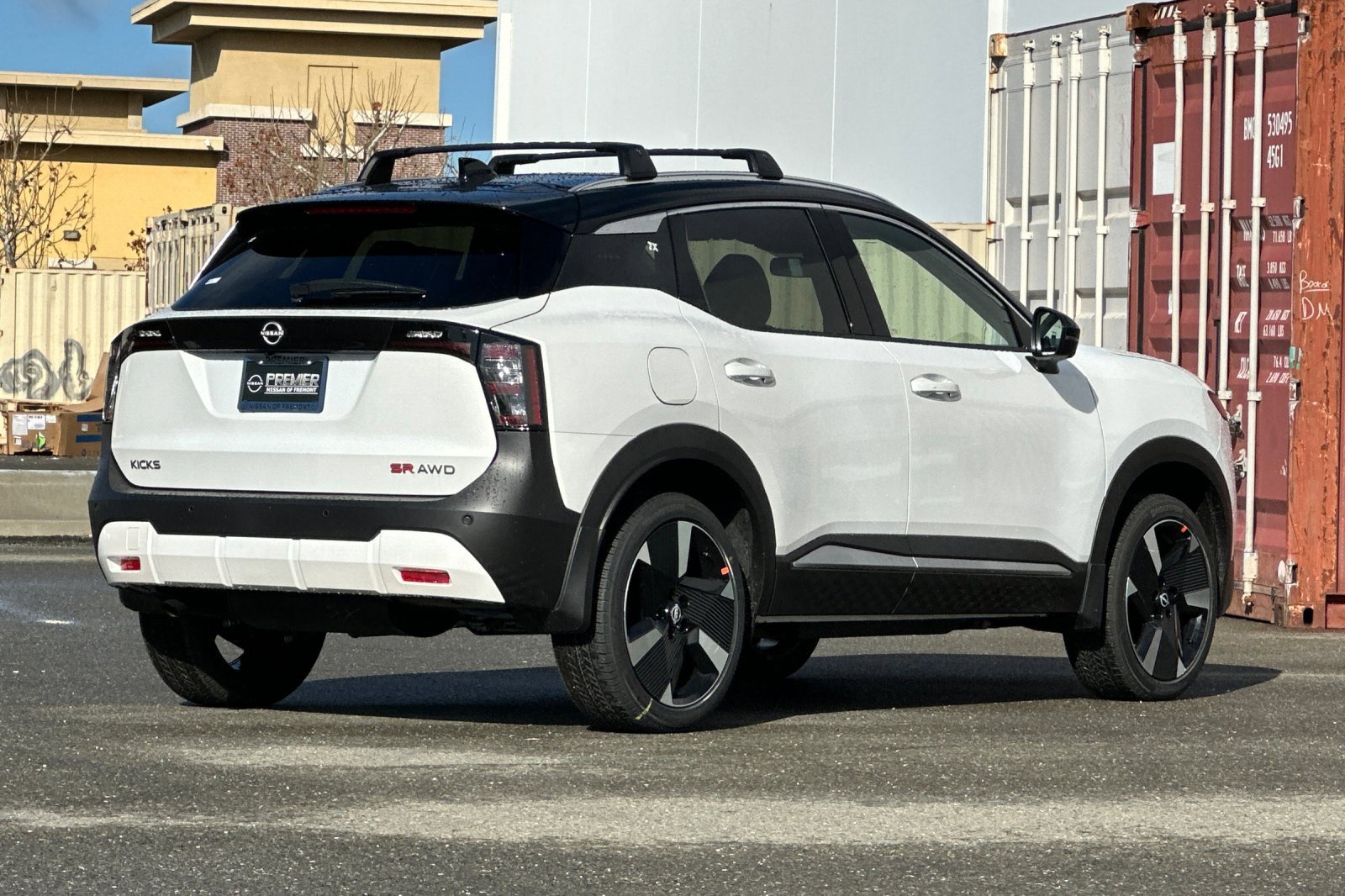 New 2026 Nissan Kicks SR w/ Cold Weather Package image 4