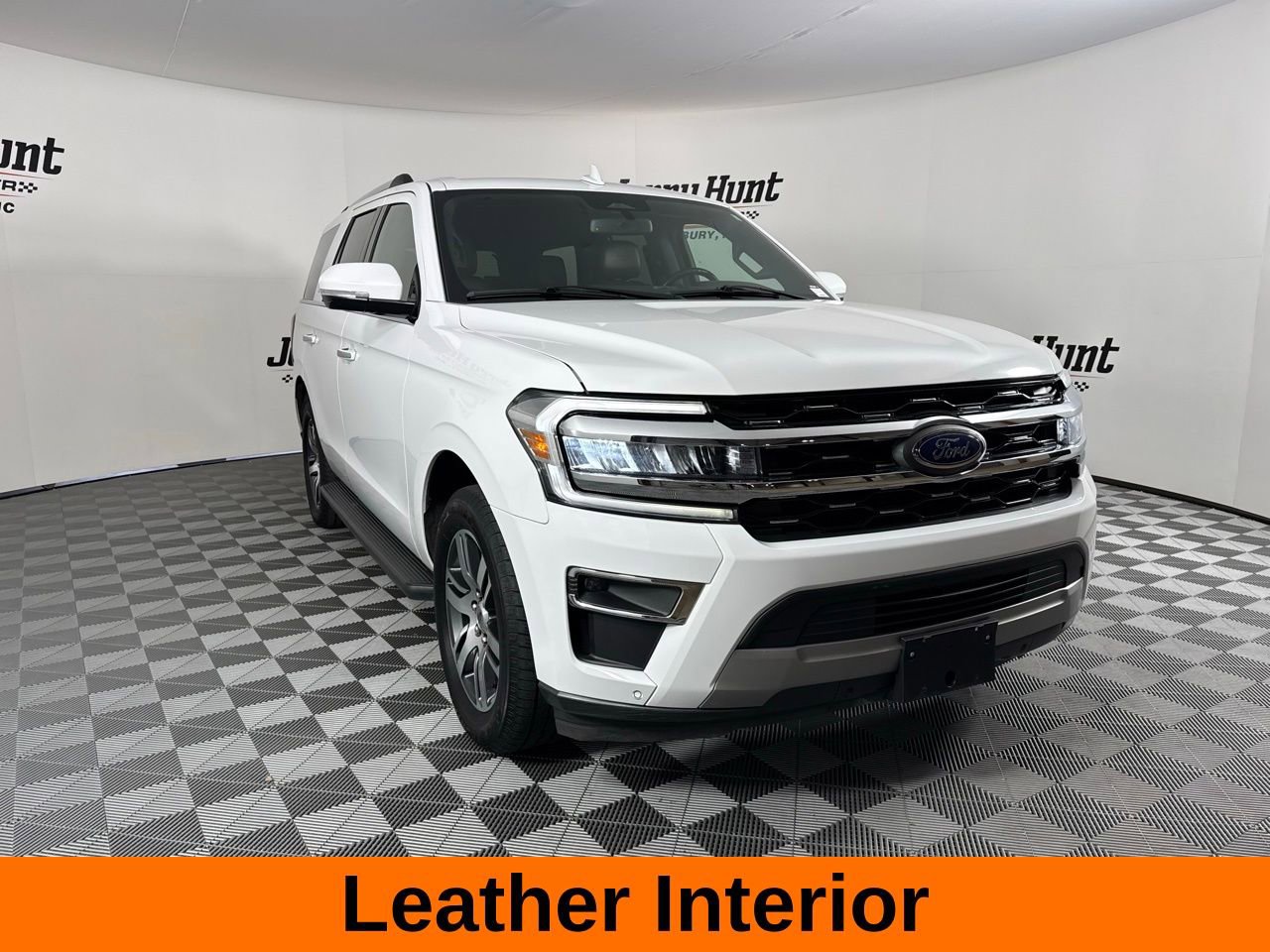 Used 2024 Ford Expedition Limited image 5