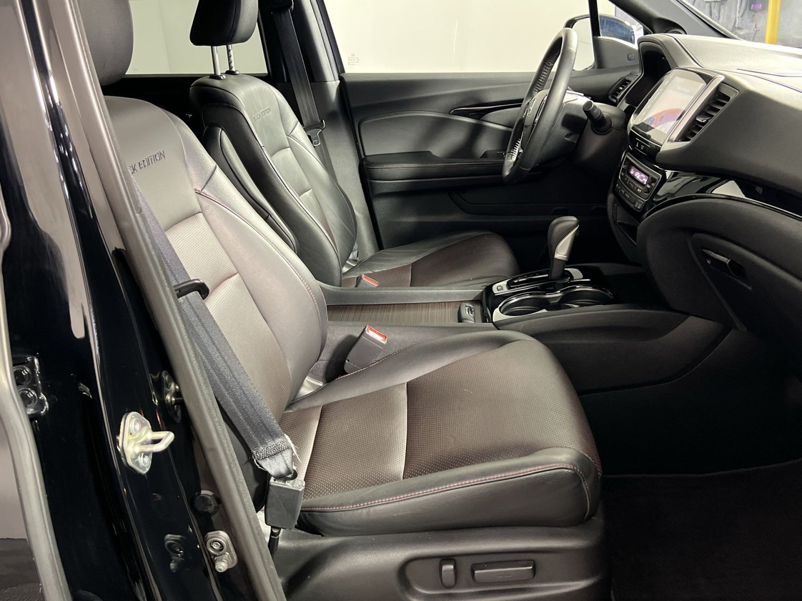 Used 2017 Honda Ridgeline Black Edition image 25