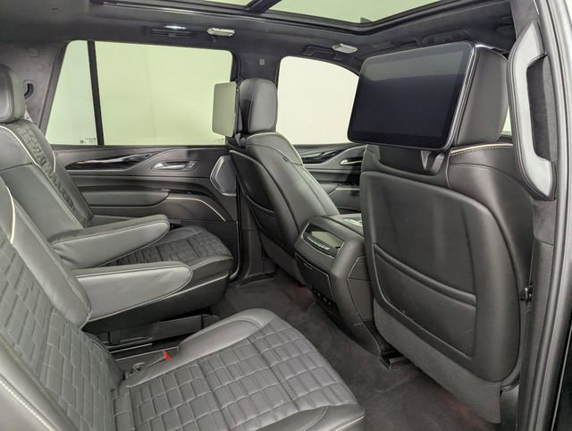 Used 2023 Cadillac Escalade V AWD/4WD image 20