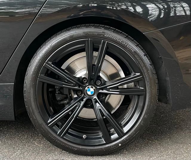 Used 2021 BMW 330i 330i w/ M Sport Package image 7