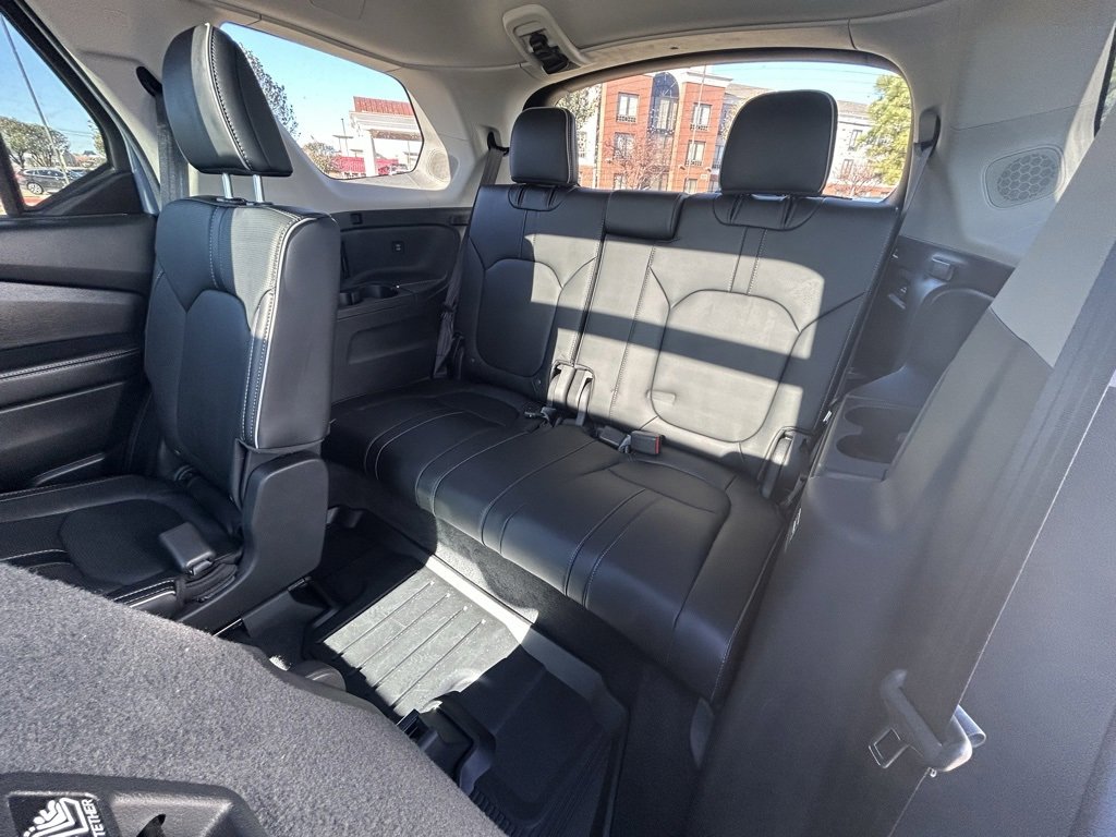 Used 2025 Honda Pilot Elite image 18