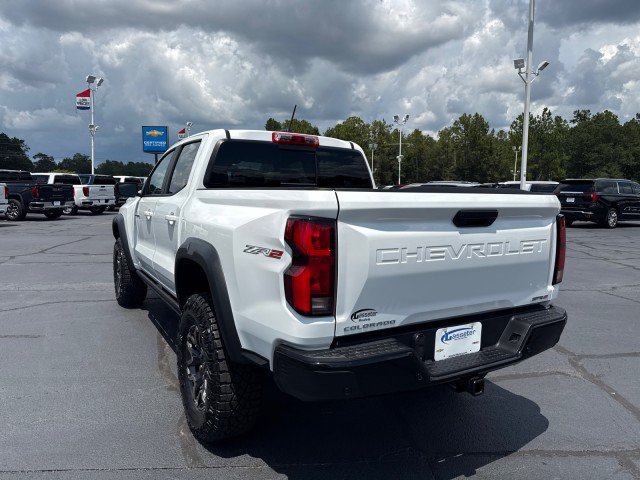 New 2026 Chevrolet Colorado ZR2 w/ Technology Package AWD/4WD image 5