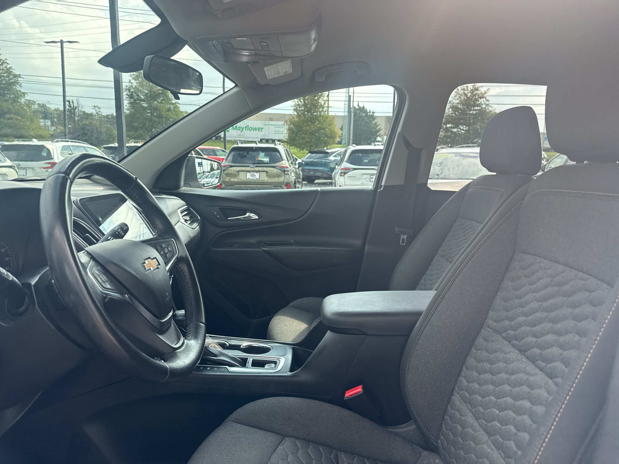 Used 2019 Chevrolet Equinox LT FWD image 9