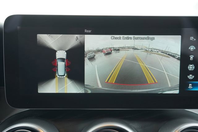 Used 2022 Mercedes-Benz GLC 300 image 29