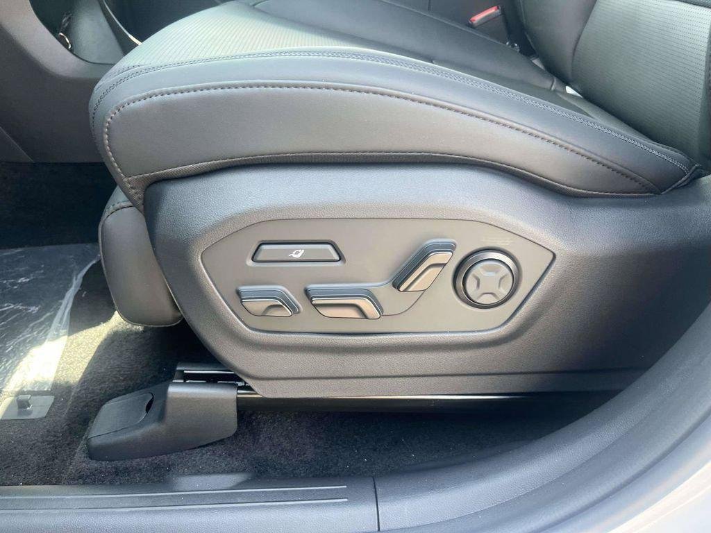 New 2026 Hyundai Santa Fe Calligraphy FWD image 64