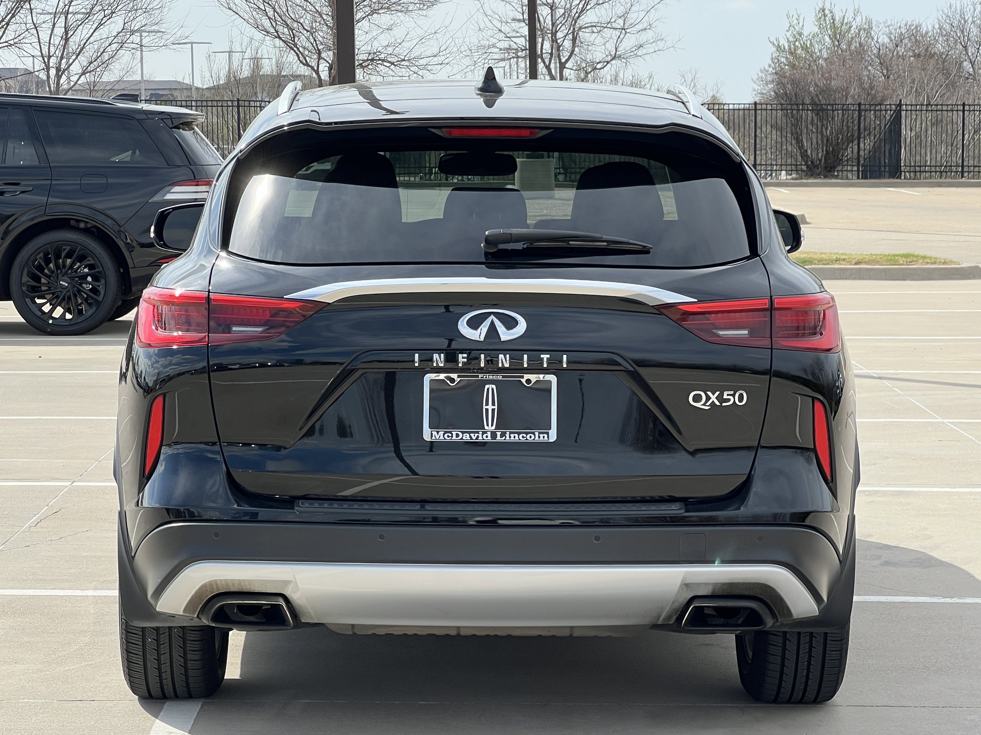 Used 2019 INFINITI QX50 Essential w/ Premium Heat Package image 8