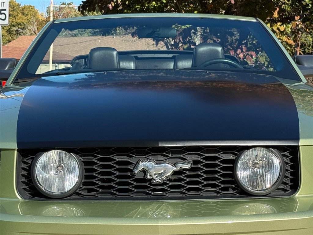 Used 2006 Ford Mustang GT RWD image 17