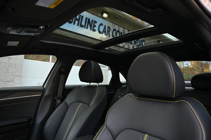 Used 2025 Kia K5 GT w/ Option Group 015 image 4