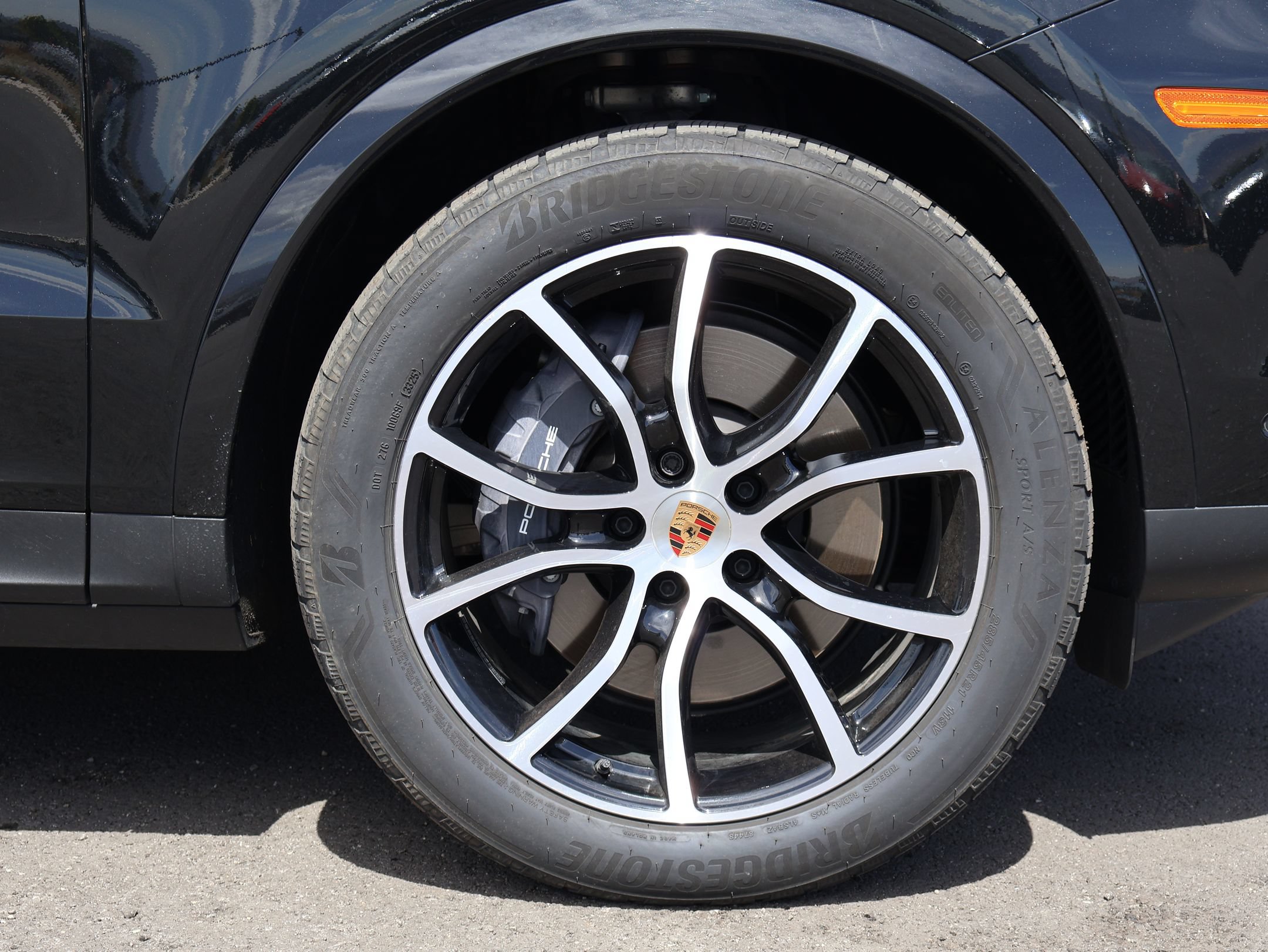 Certified 2026 Porsche Cayenne Coupe AWD/4WD image 13