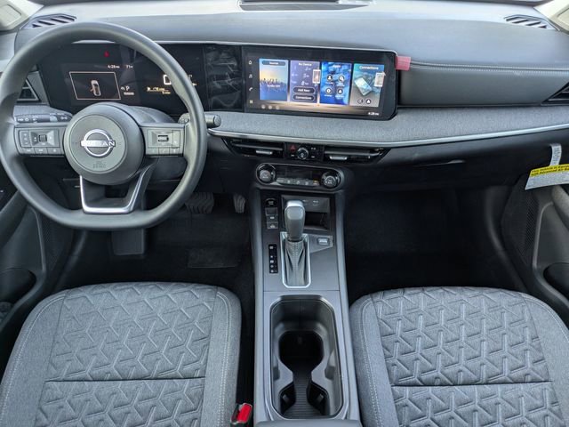 New 2026 Nissan Kicks SR w/ Cold Weather Package image 13