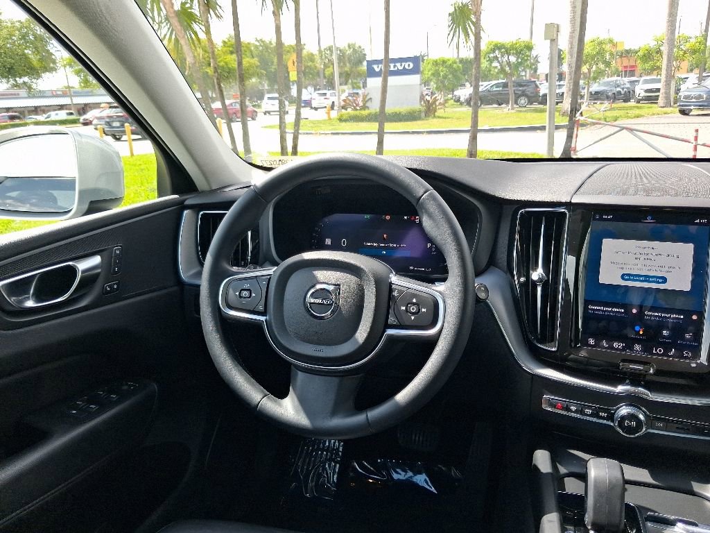 Used 2023 Volvo XC60 B5 Core w/ Protection Package Premier FWD image 12