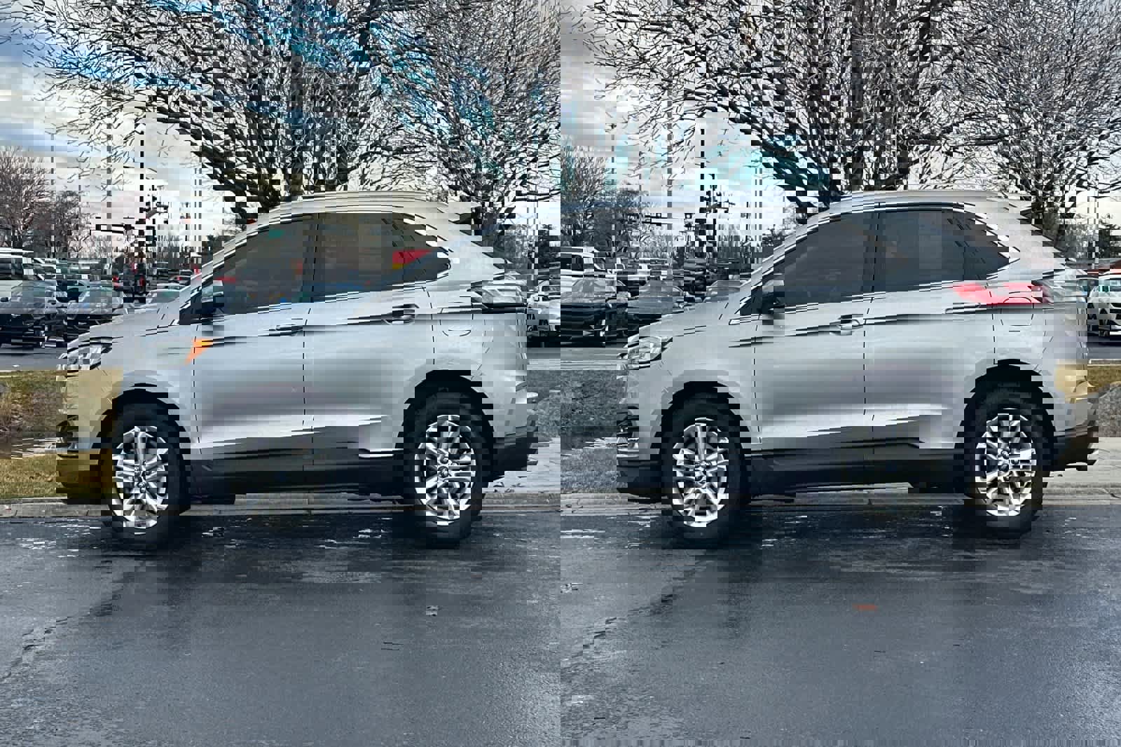 Certified 2020 Ford Edge SEL w/ Convenience Package image 5