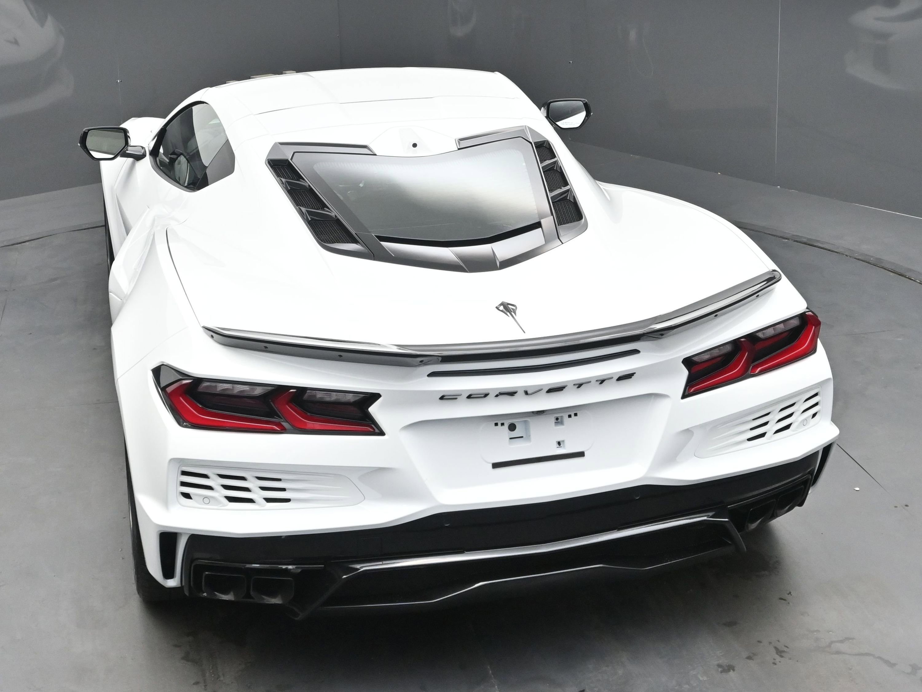 New 2025 Chevrolet Corvette E-Ray image 27